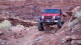 Lockhart Basin - Waypoint 18: Tight Turn with Obstacles