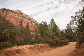FS152 - Dry Creek Road - Waypoint 4: Devil's Bridge Hiking Trail